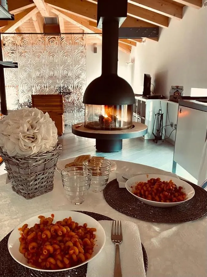 La Casa Sulla Collina Del Castello Villa Breno Italy